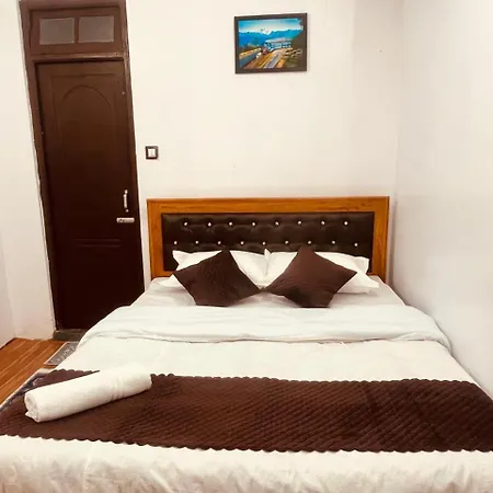Forest Lodge - 80 Mts From Mall Road Darjeeling  Exterior photo
