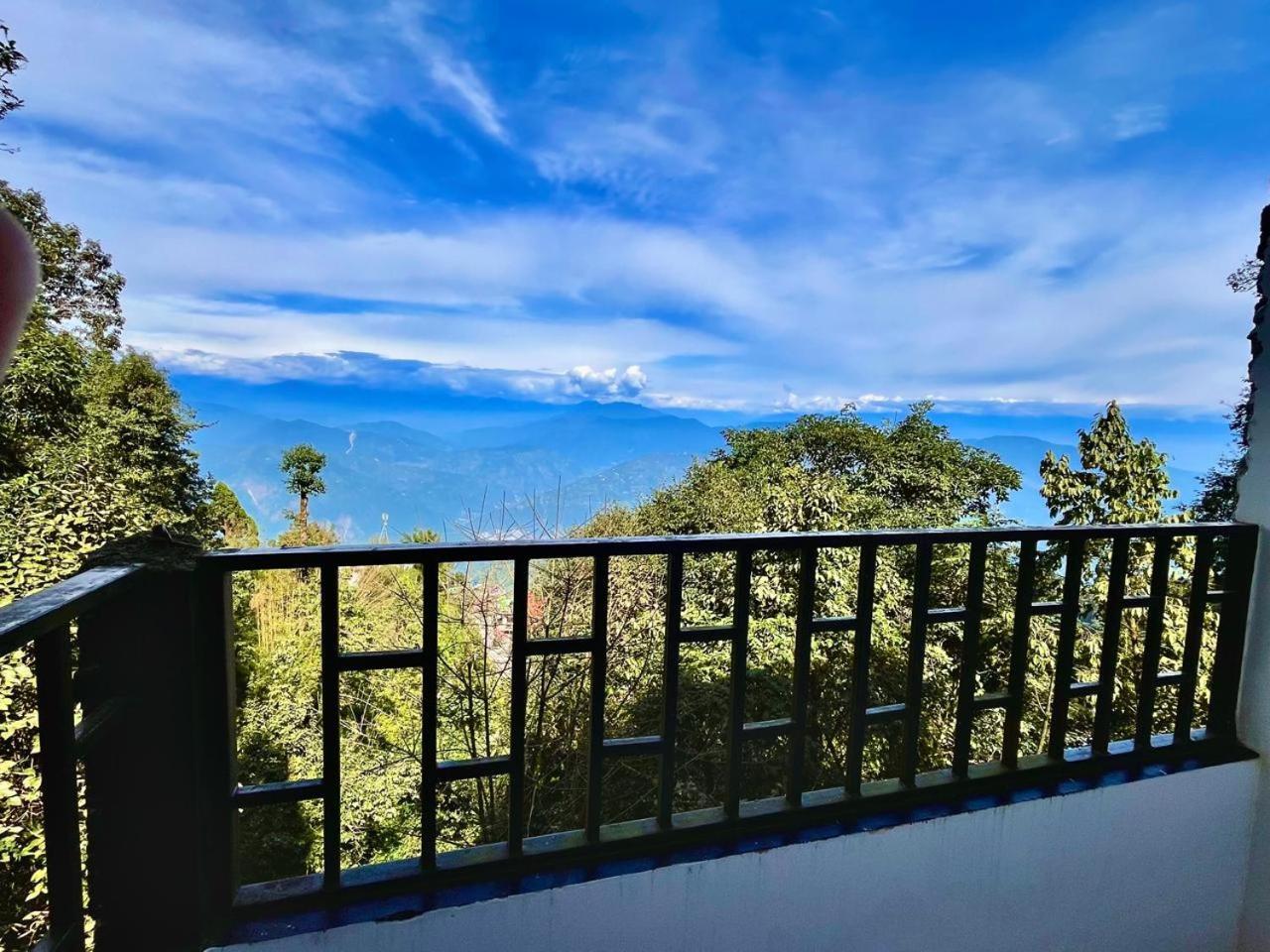 Forest - 80 Mts From Mall Road Homestay Darjeeling (West Bengal)